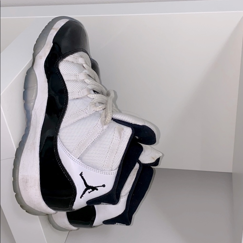 COPY - Women’s Shoe: Air Jordan 11 (Concords 2018)